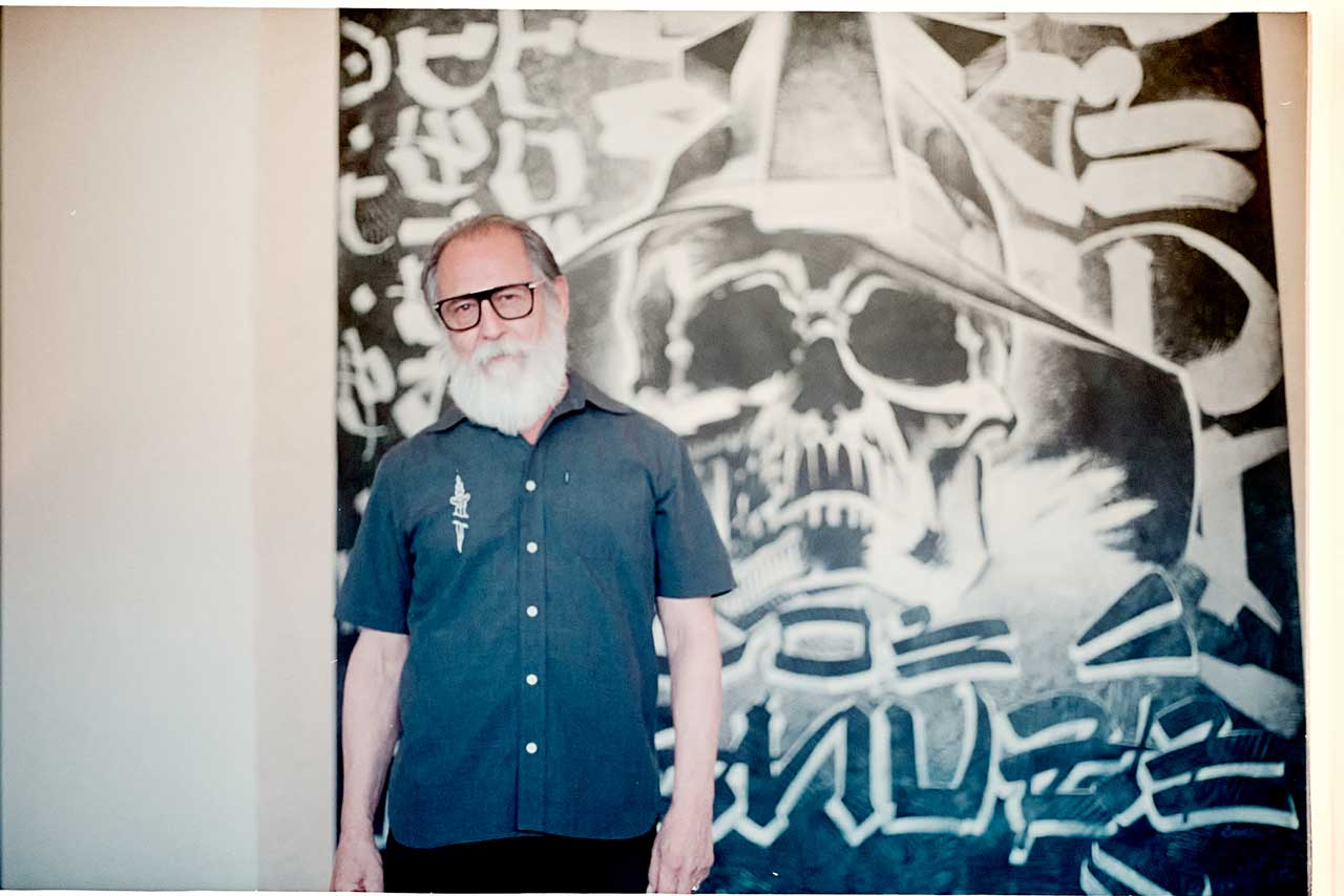 Chaz Bojórquez, artista, chamán y mago que crea a partir de la nada