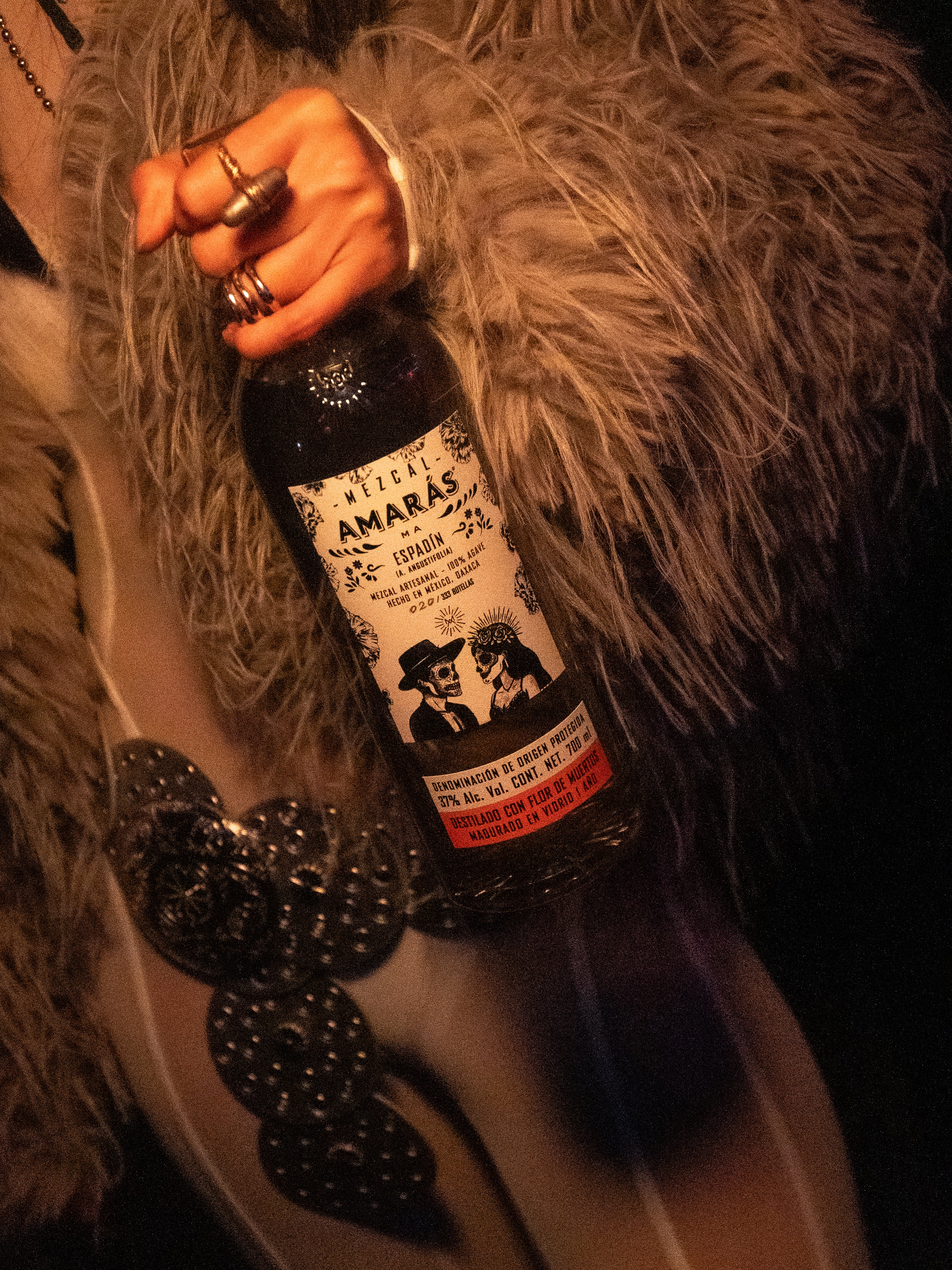 Boda de muertos: una noche de fiesta, tradición y Mezcal Amarás