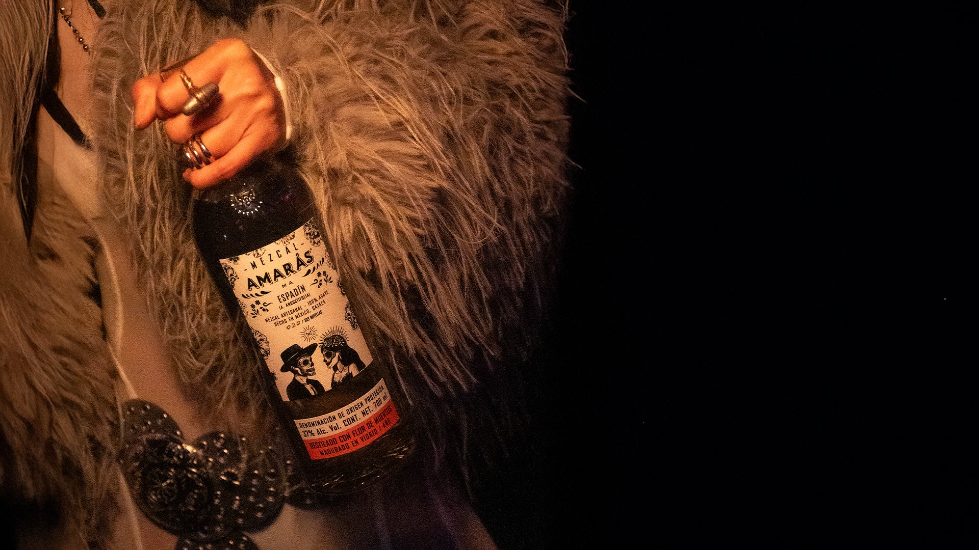 Espadín Destilado con Flor de Muertos