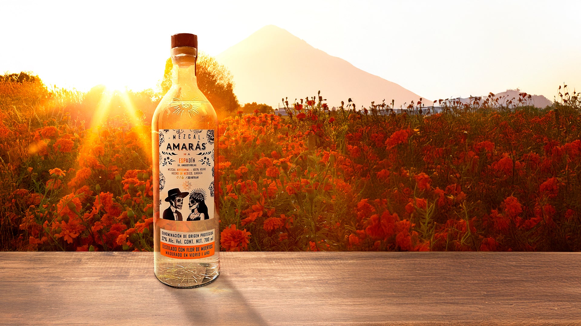 Espadín Destilado con Flor de Muertos